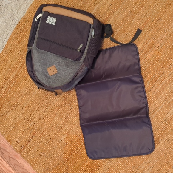 Eddie Bauer Diaper Backpack - Picture 5 of 6